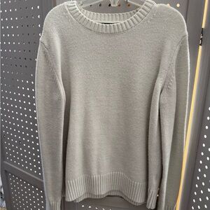 Banana Republic Light Gray Women's Crew Neck Sweater